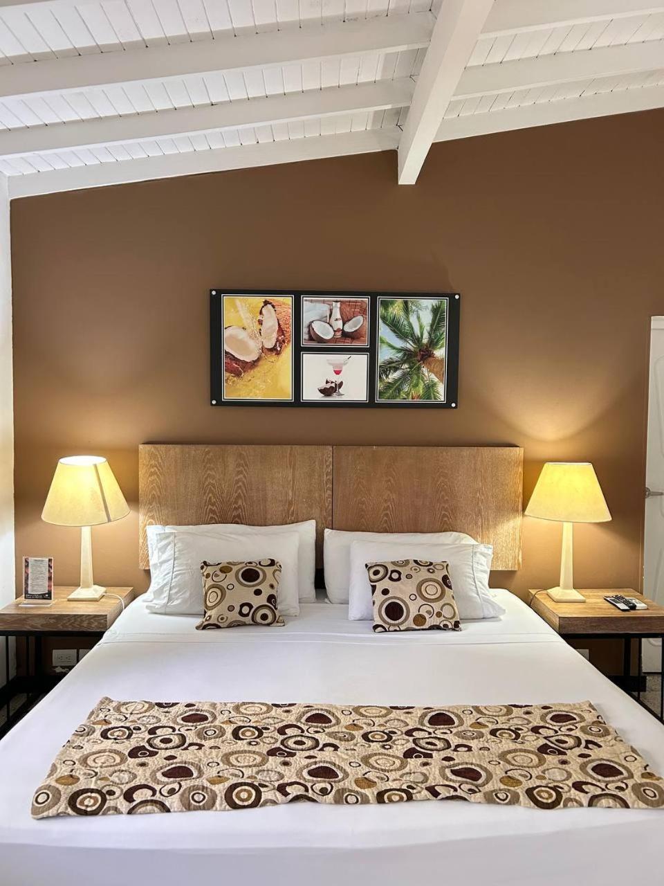 Hotel Aromax Del Campestre Medellín Buitenkant foto