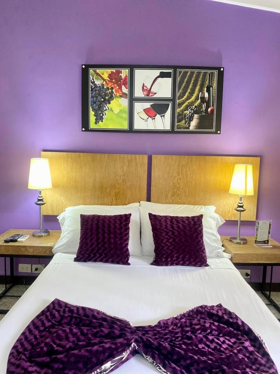 Hotel Aromax Del Campestre Medellín Buitenkant foto